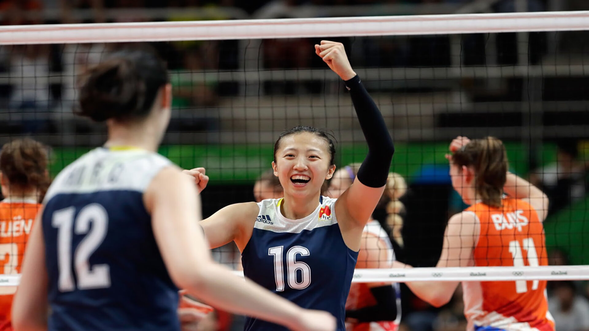 开云体育官方网站-冰火两重天，京多安临场妙手激活加拿大，厄瓜多尔高原雄鹰折翼H组焦点战
